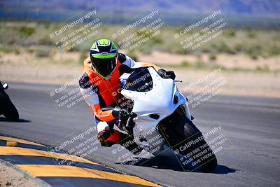 media/Mar-25-2024-Moto Forza (Mon) [[8d4319bd68]]/3-Intermediate Group/Session 3 (Turn 16 Inside)/